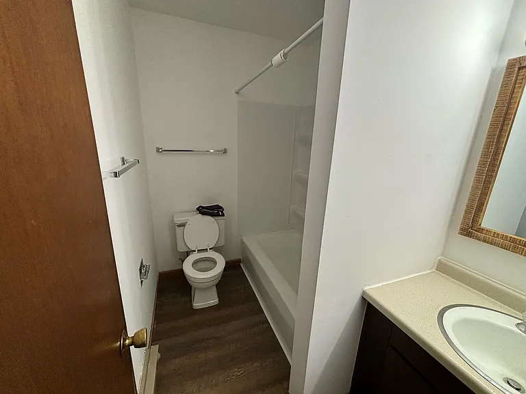 1717 7th St #5 — Photo 4