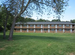 907 W Aaron Dr APT F, State College, PA 16803