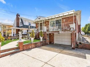 15746 12th Rd, Whitestone, NY 11357