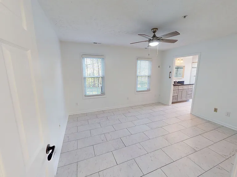 330 Bubble Creek Ct #4 — Photo 9