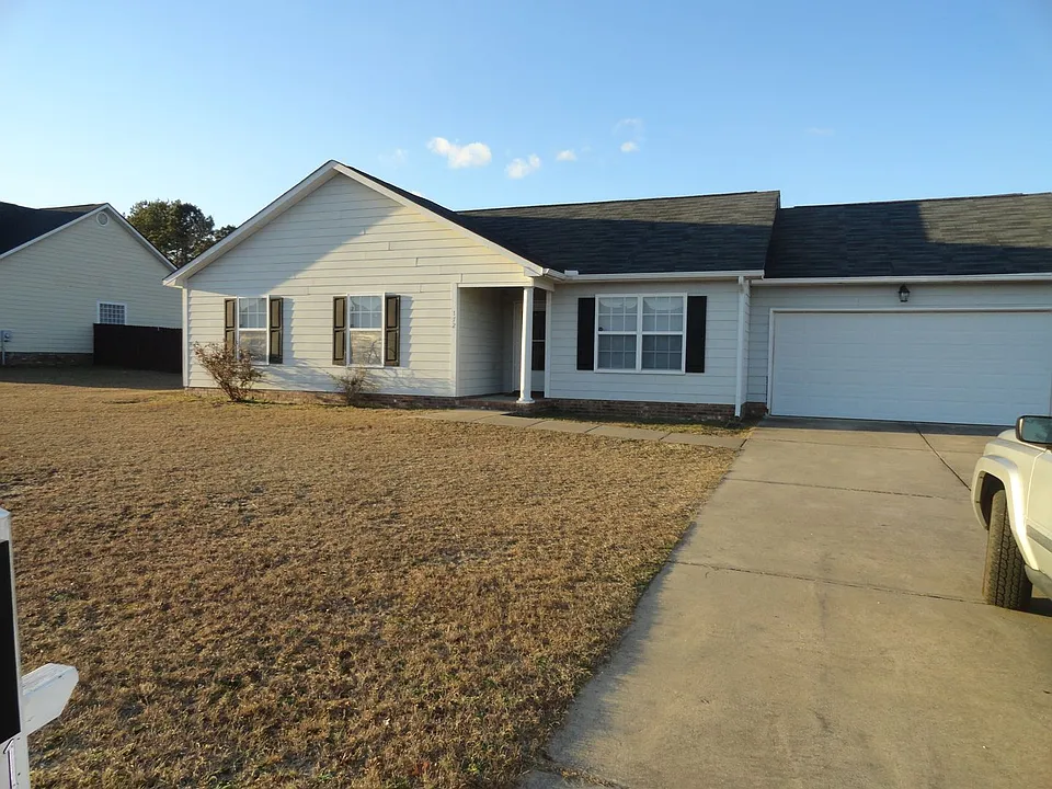 172 Emma Ln