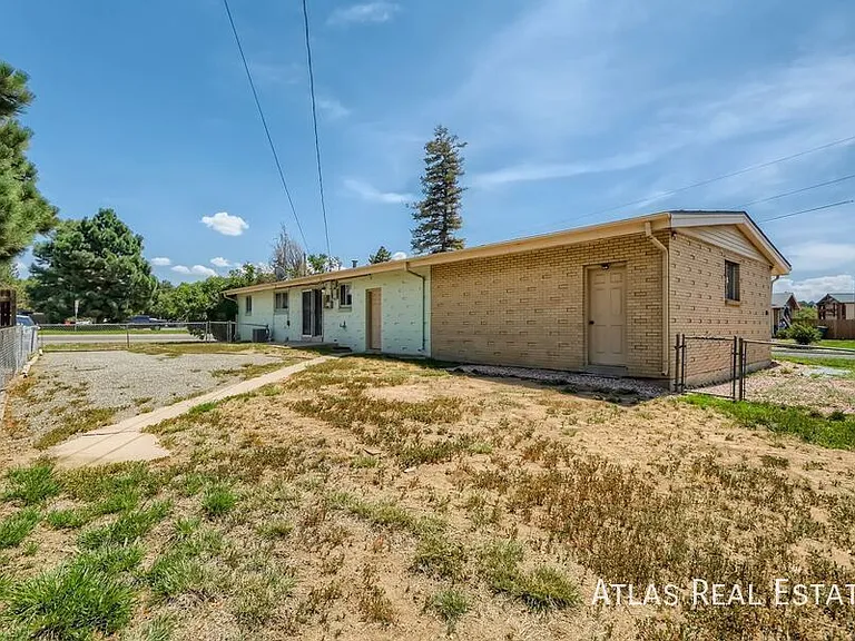 13493 E Tennessee Ave — Photo 11