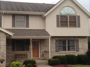 8743 N Sunnyside Dr, Byron, IL 61010