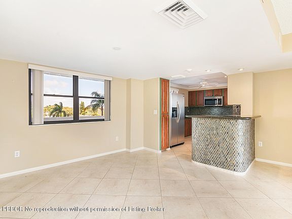 5th image of 5200 N Flagler Dr APT 404