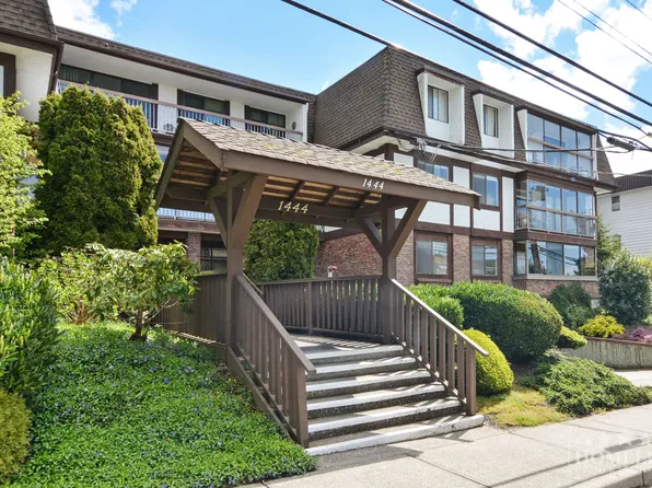1444 Martin St #108, White Rock, BC V4B 3W7