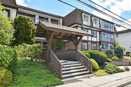 1444 Martin St #108 Photo 1
