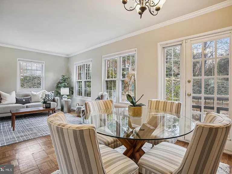 3139 Martha Custis Dr — Photo 6