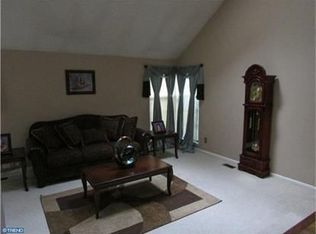 177 Wm Feather Dr, Voorhees, NJ 08043