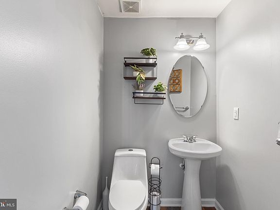 3rd image of 7160 Deep Falls Way Unit 143