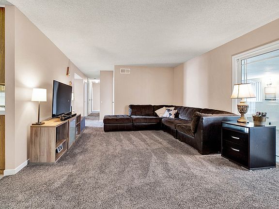3rd image of 20232 Delight St