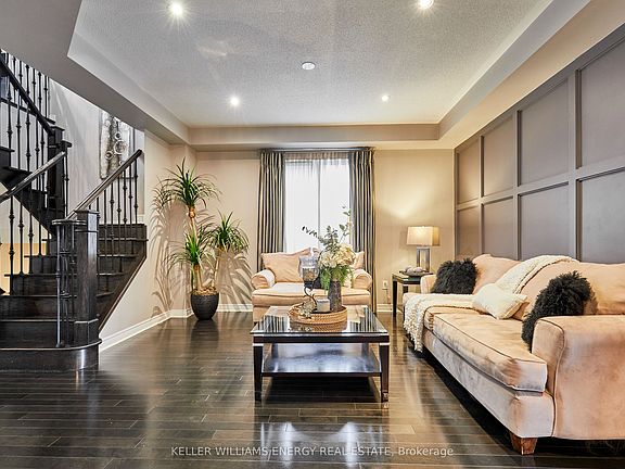 2nd image of 50 Rumbellow Cres