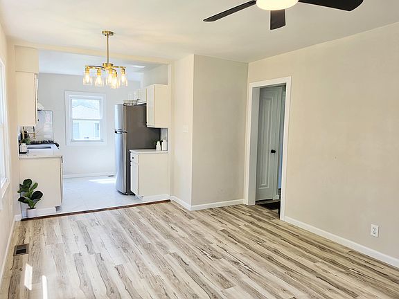4th image of 266 Johnson St