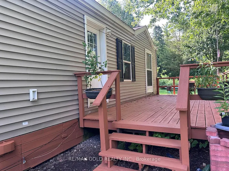 292 Freelton Rd #5