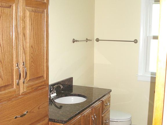 Fully upgraded bathroom, ceramic tile shower, and floor, gra