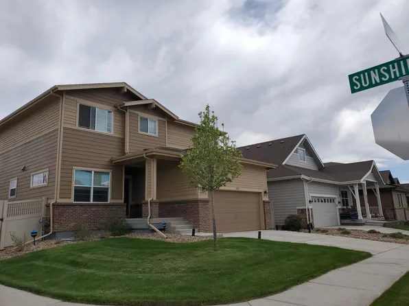 1283 Armstrong Dr, Longmont, CO 80504