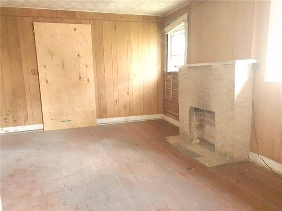 3rd image of 3947-49 Louisiana Avenue Pkwy