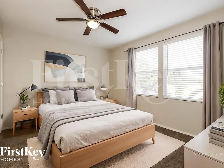 2916 N Jefferson St — Photo 14