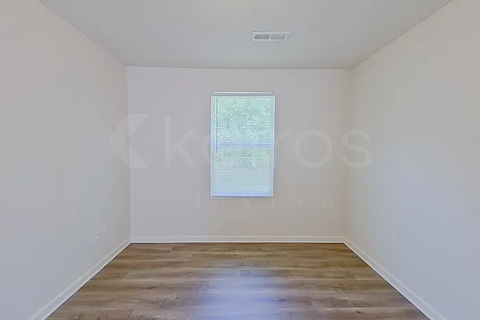 137 Shamrock Dr SW — Photo 12