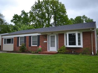 547 Daventry Ln, Columbus, OH