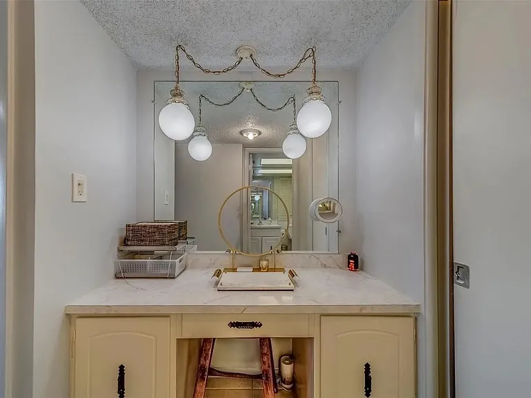 17920 Gulf Blvd #1606 — Photo 42