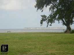 3rd image of 419 Windrush Bay Dr