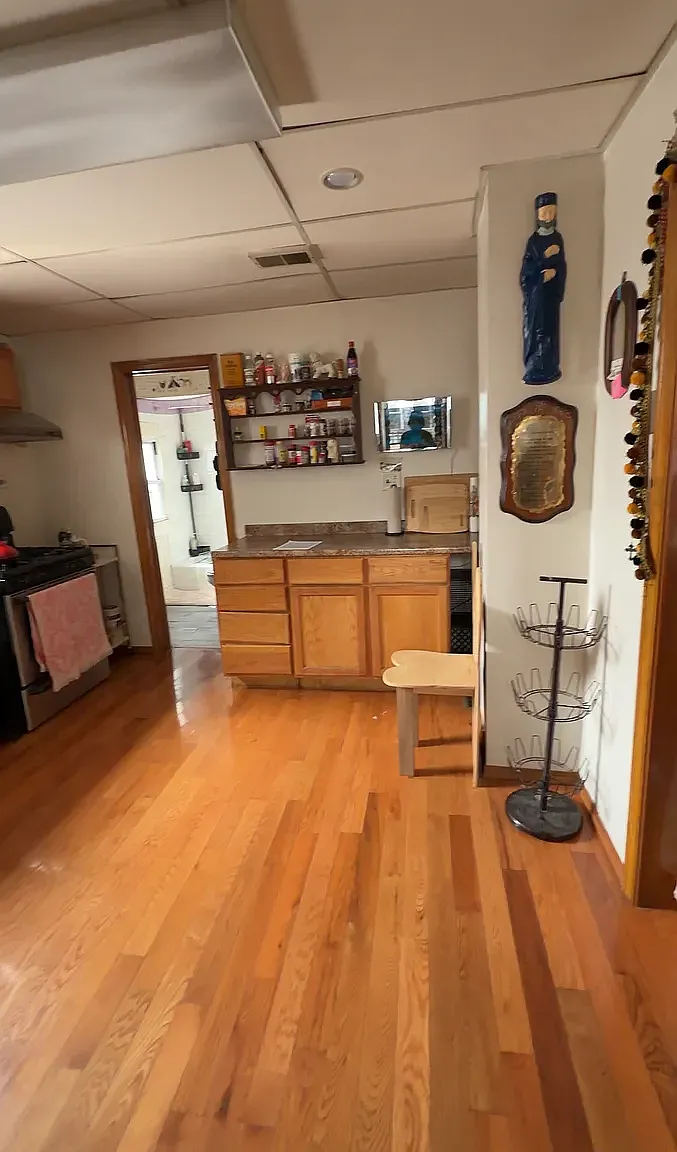 1 bed, 500 sqft, $1,200 — Photo 3