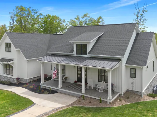 162 Woodhaven Dr, Huntington, WV 25701