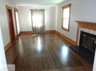 2412 Stirling Ave, Lansing, MI