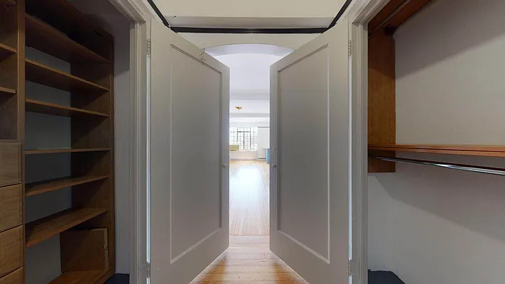 Rented by Bond New York | media 26