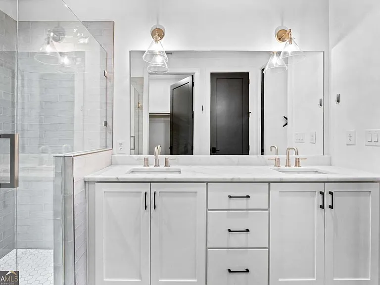 510 Heatherden Ave #E202-C — Photo 18