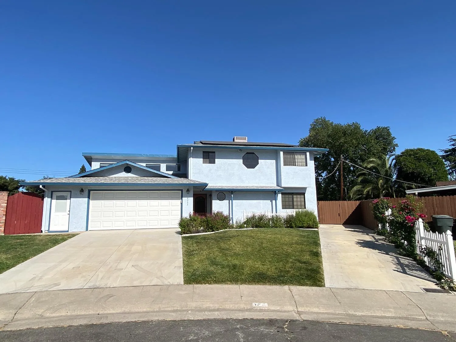 4257 United Ct photo 1