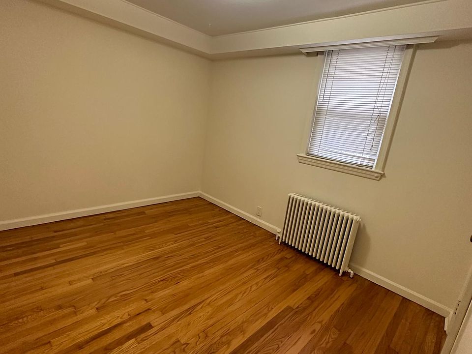 1st image of 44 Sumner Ave APT 1