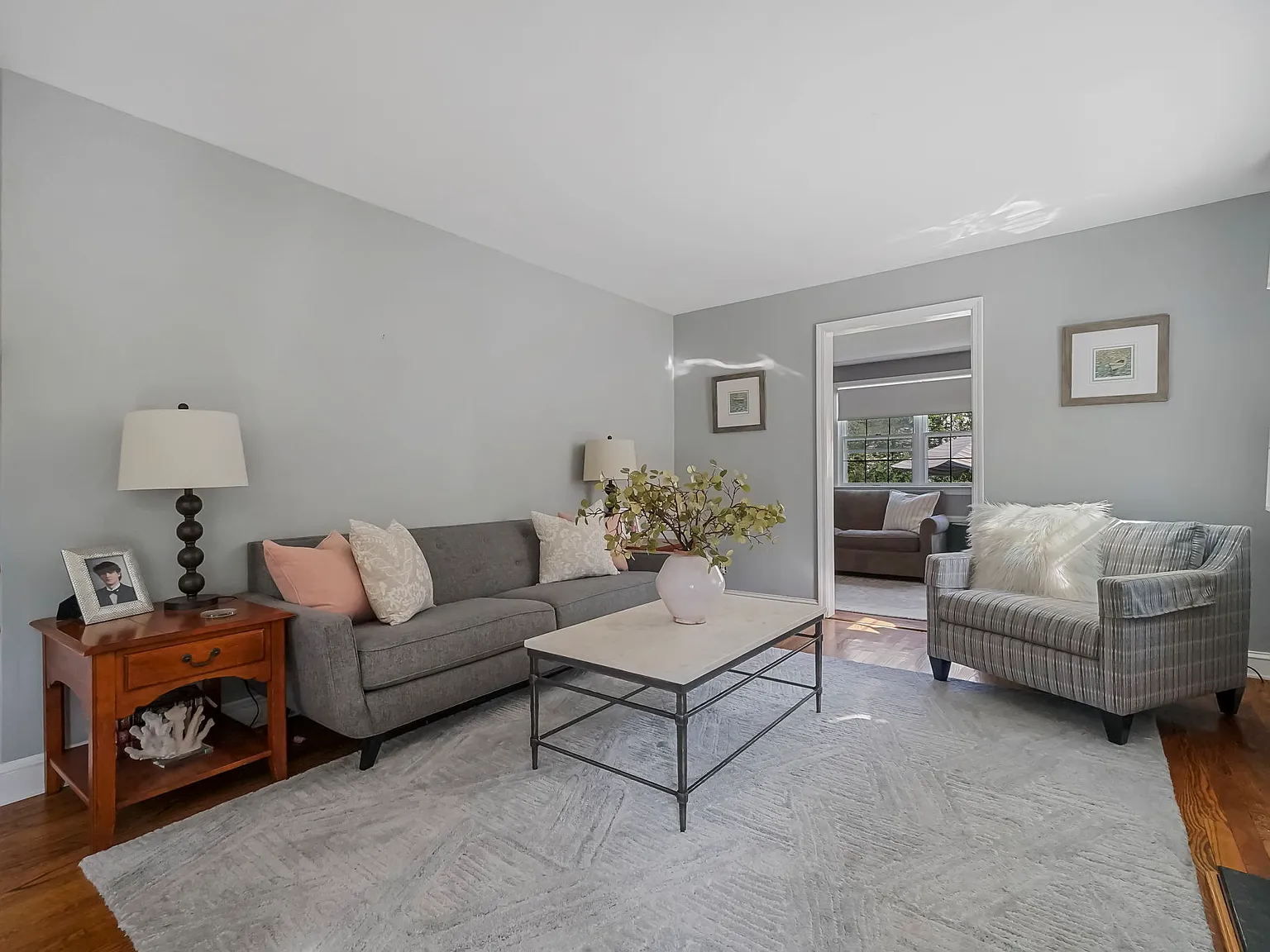 3 bed, 1.5 bath, 1652 sqft, $4,100 — Photo 4