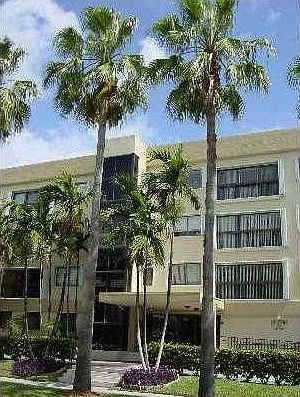 1st image of 255 Galen Dr APT 3C