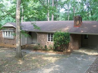 904 Vickie Dr, Cary, NC 27511