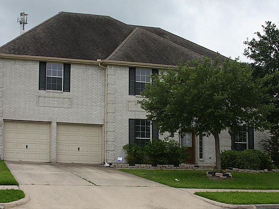 3rd image of 2525 Pebble Brook Dr