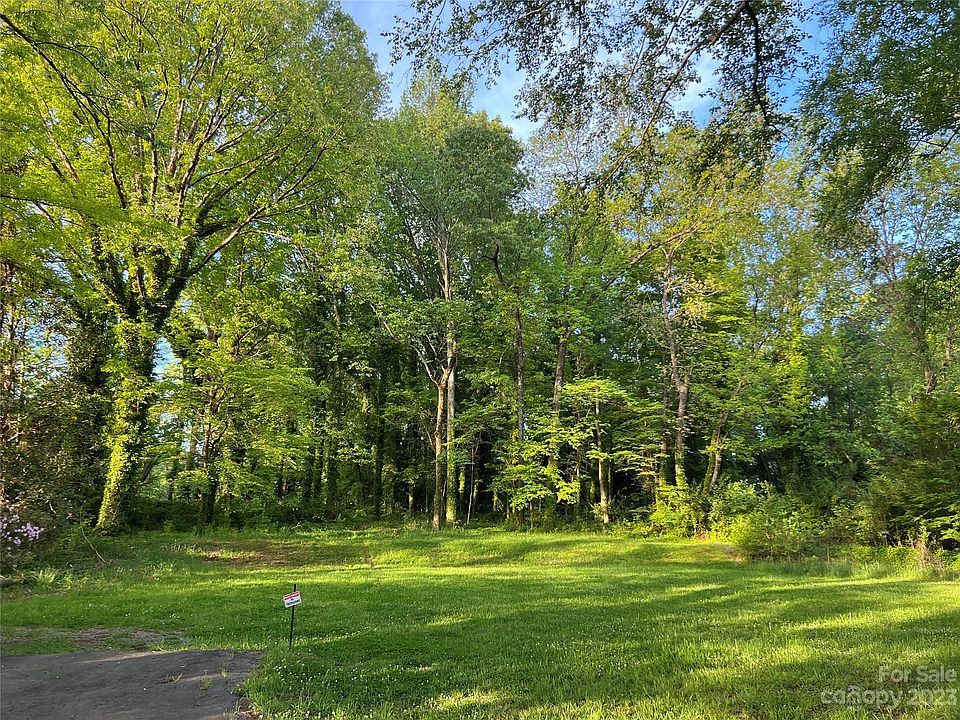 2nd image of 5301 Carmel Park Dr