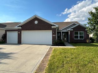 5796 Open Fields Dr, Whitestown, IN 46075