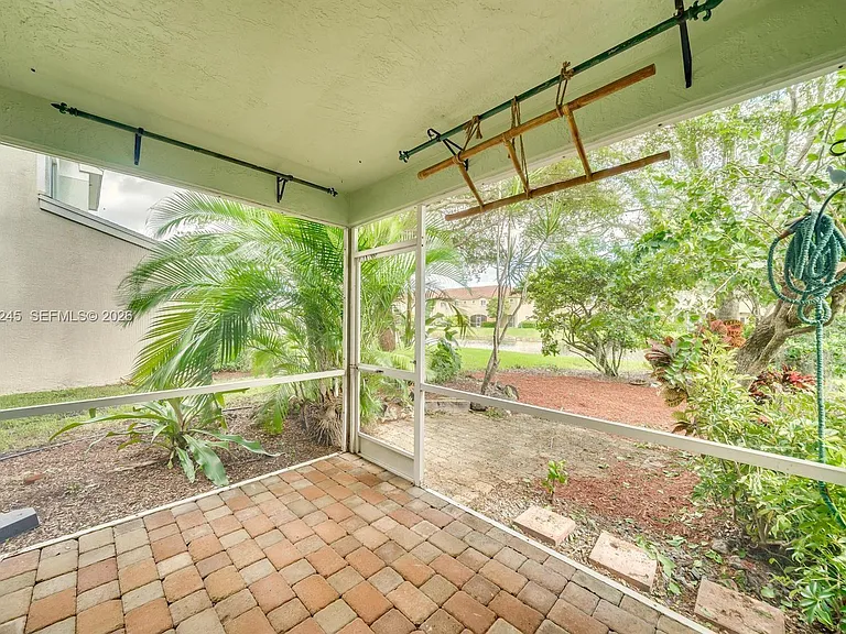 8040 Sanibel Dr #8040 — Photo 20