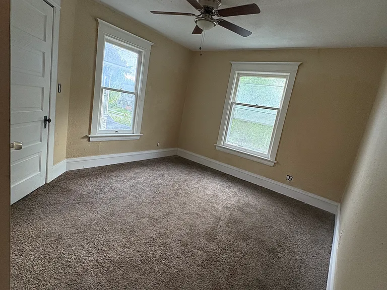 2420 Fulton St — Photo 10