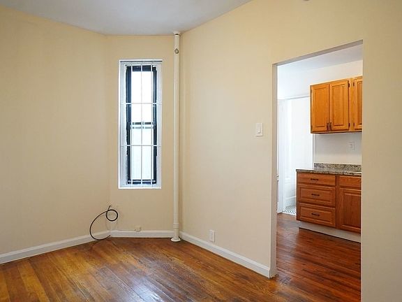 5th image of 323 E 85th St APT 4D