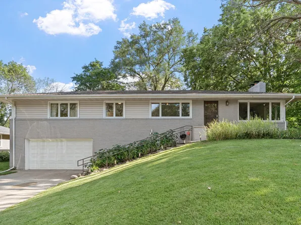 4707 W 70th St, Minneapolis, MN 55435