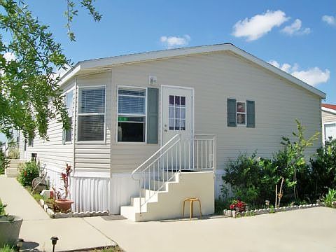 1st image of 3904 Woodbine Dr