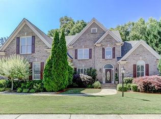 400 Trowgate Ln, Sandy Springs, GA 30350