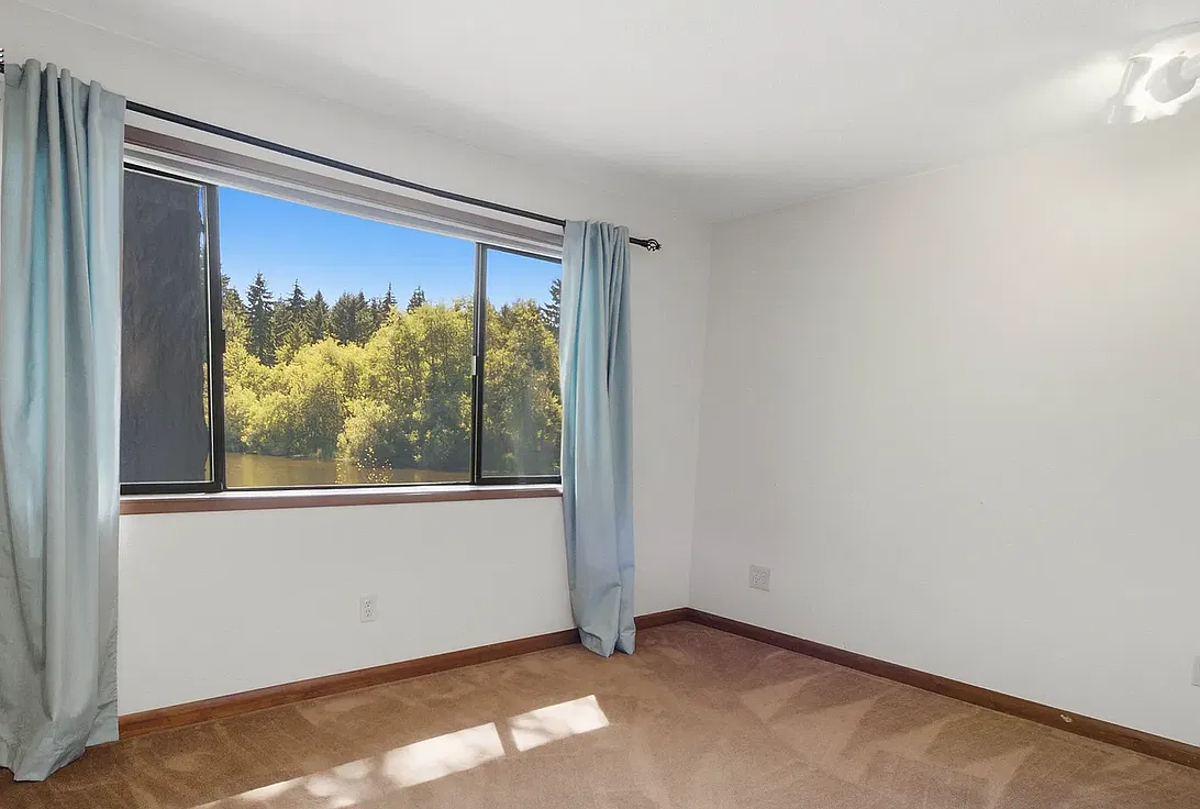 8024 Tanwax Dr SE — Photo 3