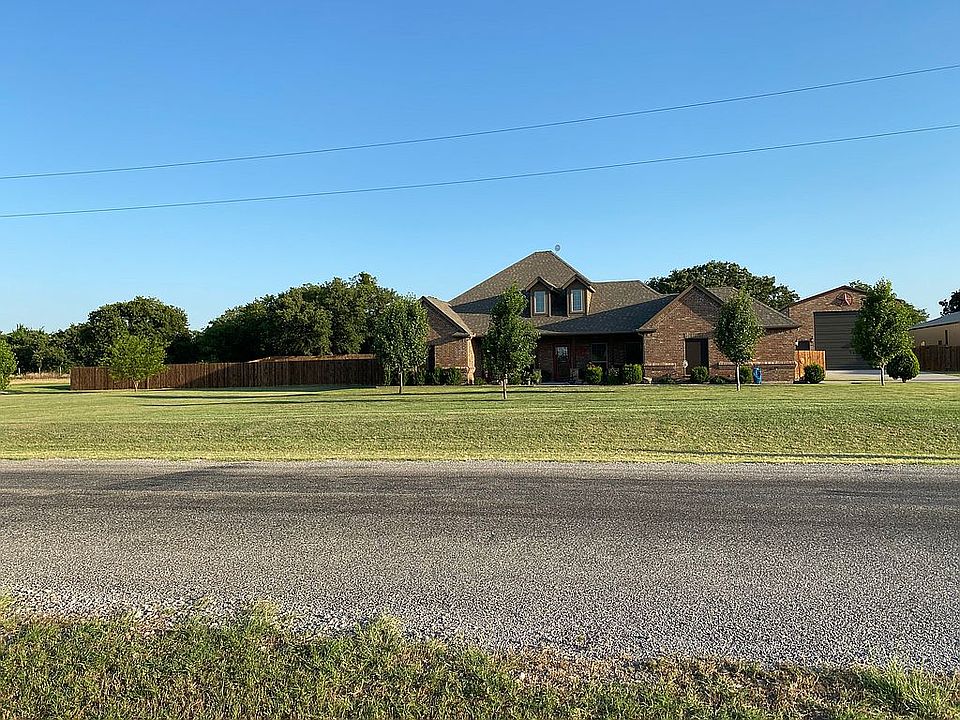 1st image of 109 Brock Ln
