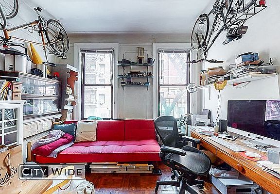 3rd image of 206 W 104th St APT 27