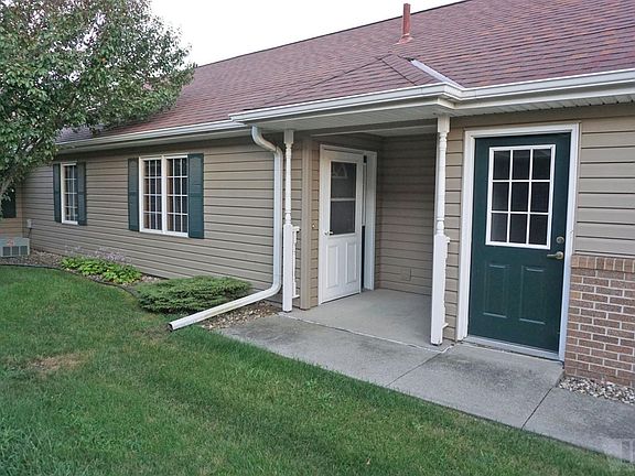2nd image of 3008 W Heritage Dr Unit 114