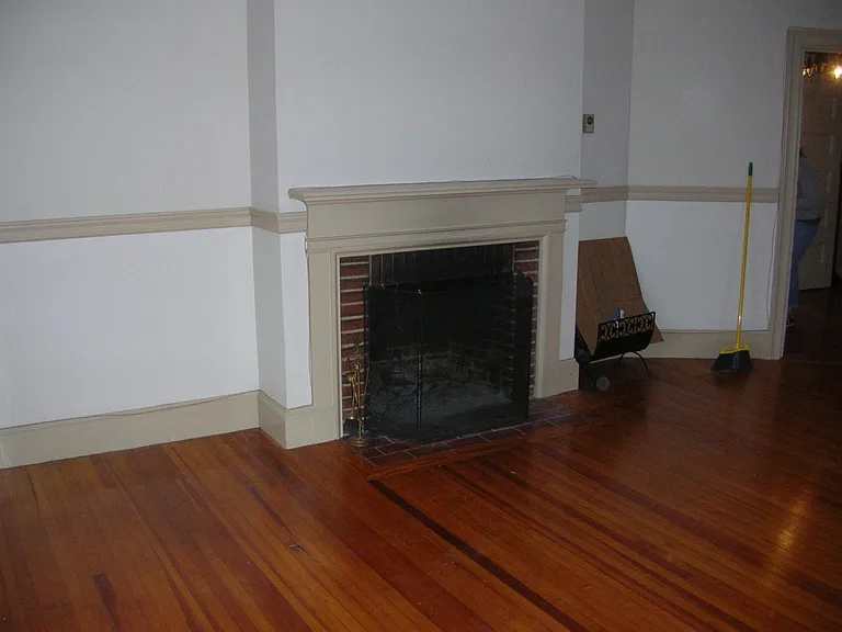 101 Vaughan St #3 — Photo 2