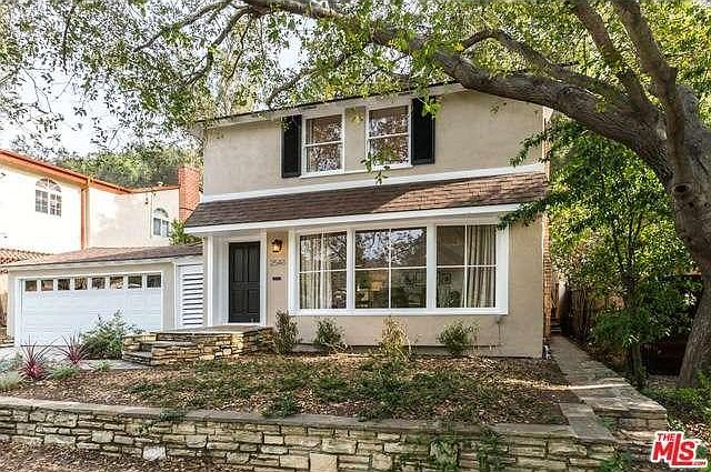 1st image of 2548 E Glenoaks Blvd